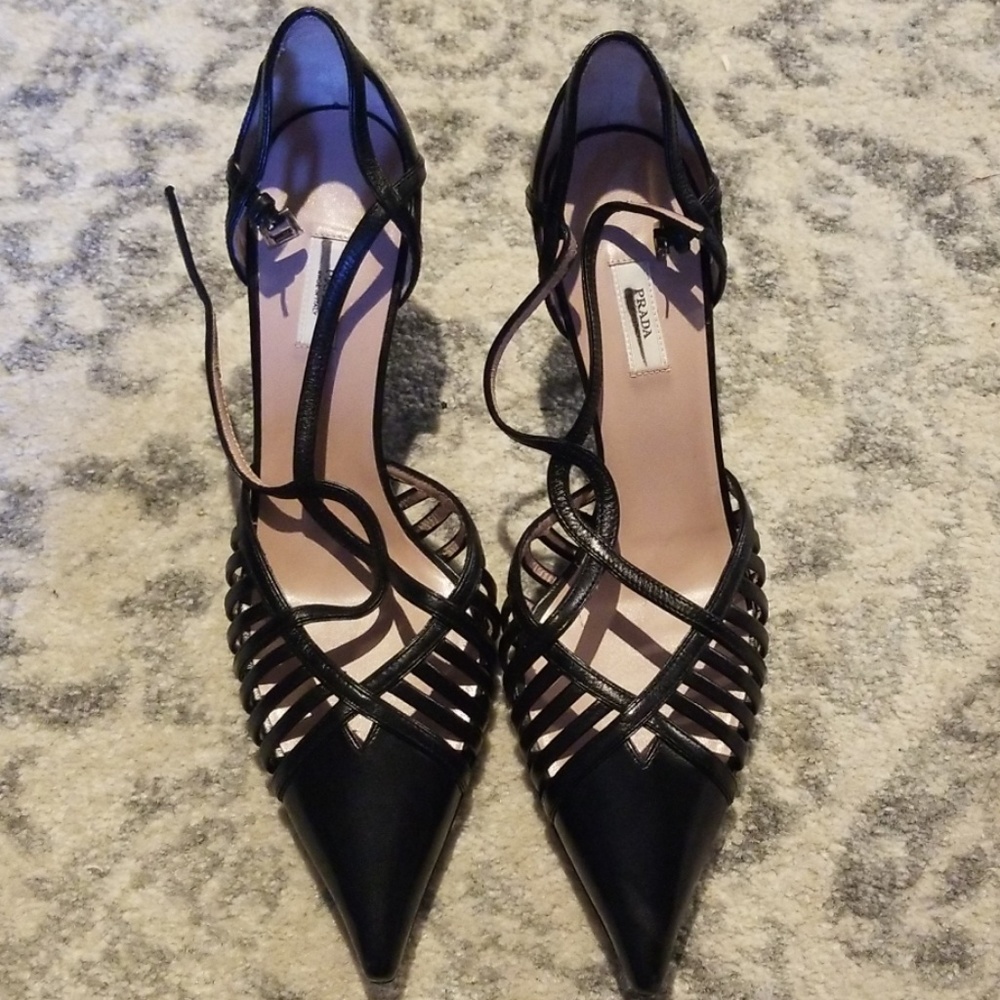 Black Prada shoes 38.5
